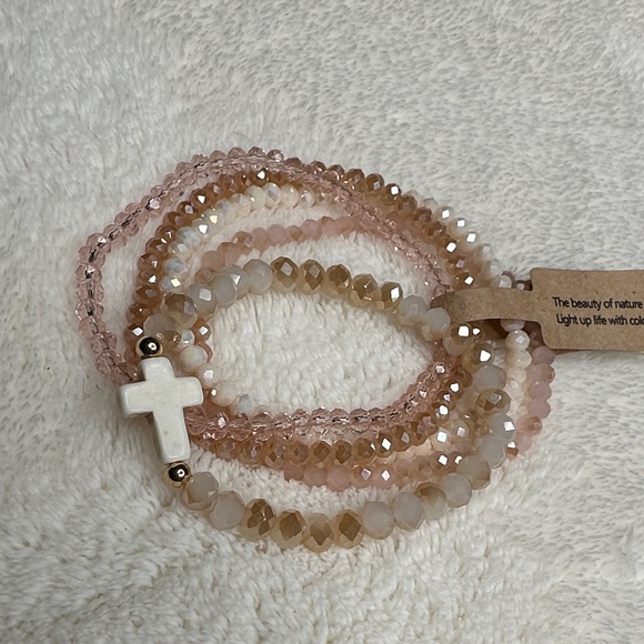 Beaded Bracelets Pretty Neutral Cream & Soft Pink Set of 5 w/a Cross Charm NWOT - Picture 2 of 12